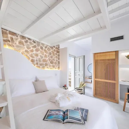Legendary Hotel 4*
