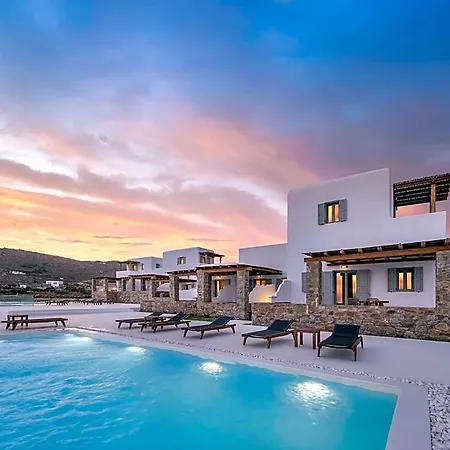 Legendary Hotel 3*