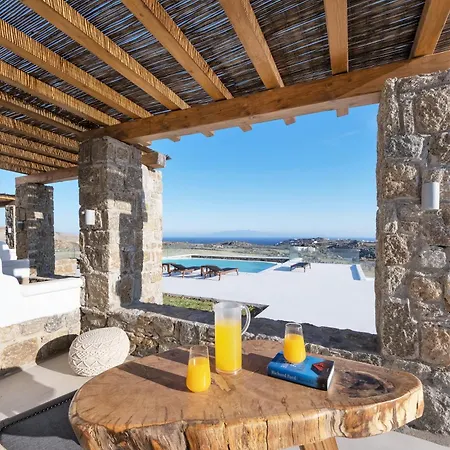 Отель Legendary 3*